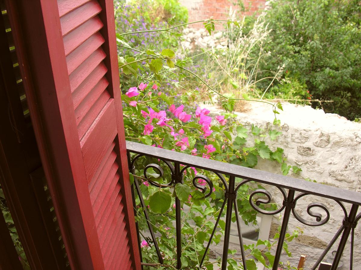 Salyangoz Bed & Breakfast Alaçatı Eksteriør bilde